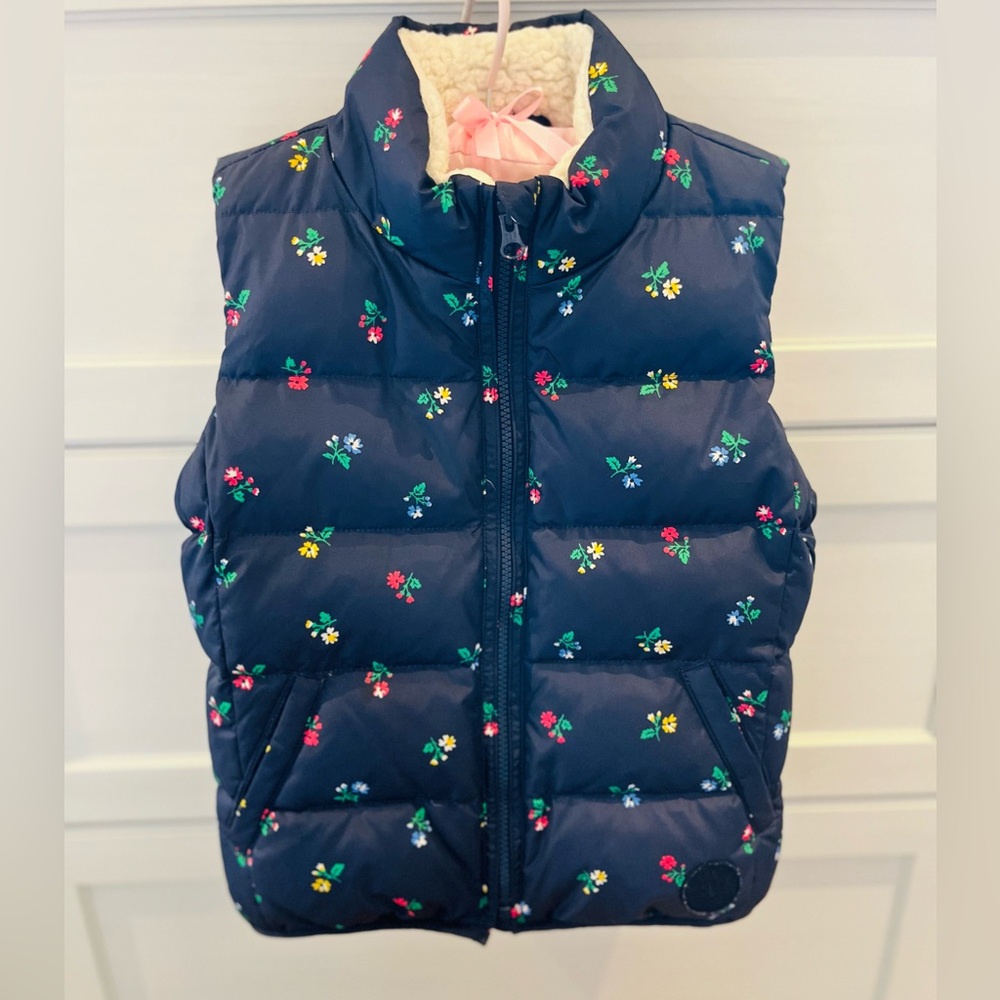 Gap Kids Navy Sherpa Puffer Vest Floral Design - Great for Cooler Temps Sz Large